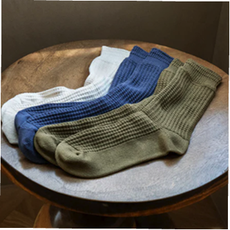 COTTON WAFFLE CREW SOCKS